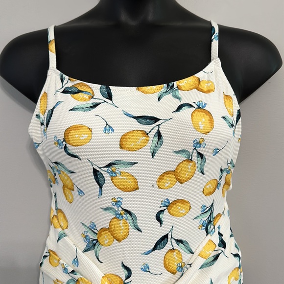 Jessica Simpson | Lemon One Piece Motif Swimming Bathing Suit  | Size M - Picture 5 of 13